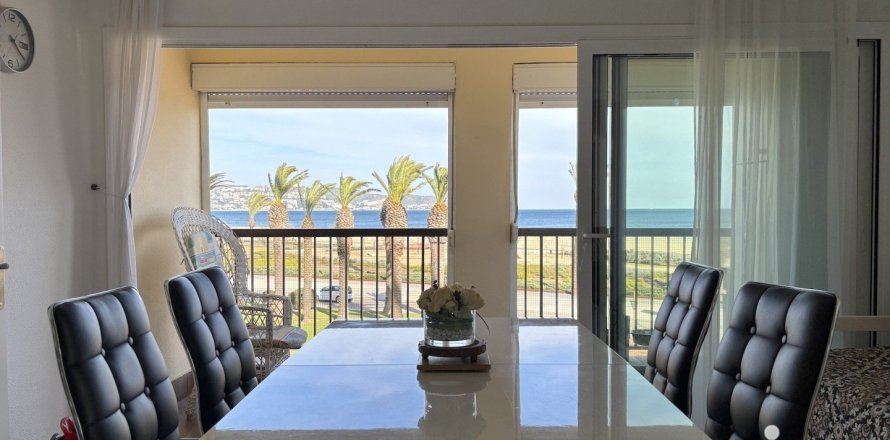 2 bedrooms apartment for sale in Empuriabrava, Girona, Catalonia, Spain № 4922