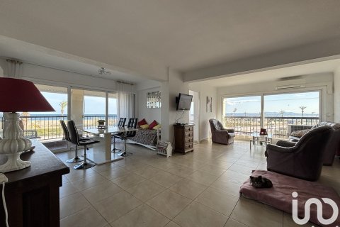 2 bedrooms apartment for sale in Empuriabrava, Girona, Catalonia, Spain № 4922 - photo 2