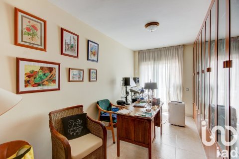 3 bedrooms penthouse for sale in Calella, Barcelona, Catalonia, Spain № 4924 - photo 15