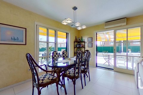 Купить дом в Крейсель, Испания с 5 спален, 159м², № 4920 - фото 11