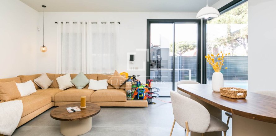 3 chambres villa à vendre à Gava, Barcelona, Catalonia, Spain № 3823