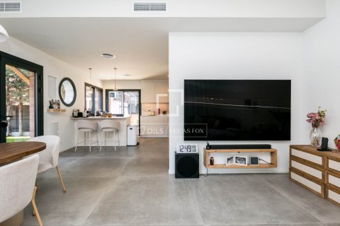 3 chambres villa à vendre à Gava, Barcelona, Catalonia, Spain № 3823 - photo 12