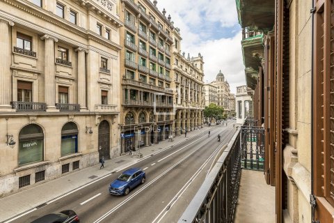 3 bedrooms apartment for sale in Barcelona, Catalonia, Spain № 6460 - photo 5