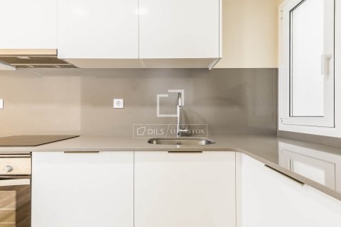 Apartamento de 4 dormitorios en venta en Barcelona, Cataluña, Spain № 6462 - foto 11