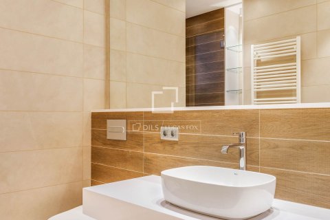 Снять в аренду квартиру в Барселона, Испания с 4 спальни, 230м², № 6465 - фото 27