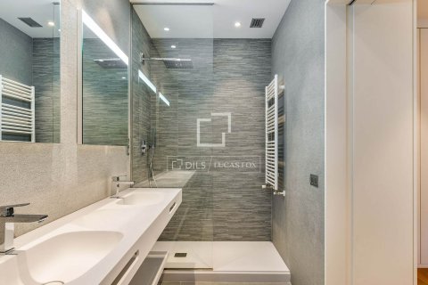 Снять в аренду квартиру в Барселона, Испания с 4 спальни, 230м², № 6465 - фото 22