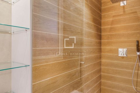 Снять в аренду квартиру в Барселона, Испания с 4 спальни, 230м², № 6465 - фото 28