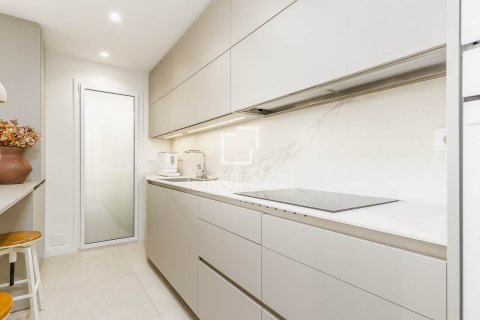 2 chambres apartment à vendre à Barcelona, Catalonia, Spain № 6461 - photo 16