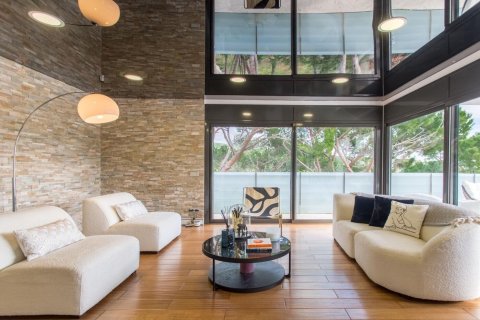 Купить квартиру в Сан-Андреу-де-Льяванерес, Испания с 4 комнаты, 400м², № 1819 - фото 4