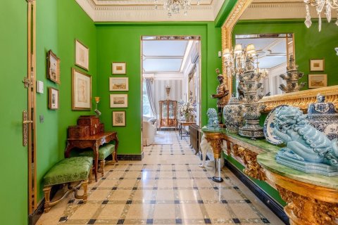 Купить квартиру в Барселона, Испания с 5 комнат, 250м², № 1820 - фото 14