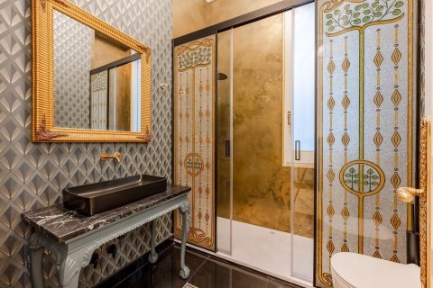 Купить квартиру в Барселона, Испания с 5 комнат, 250м², № 1820 - фото 23