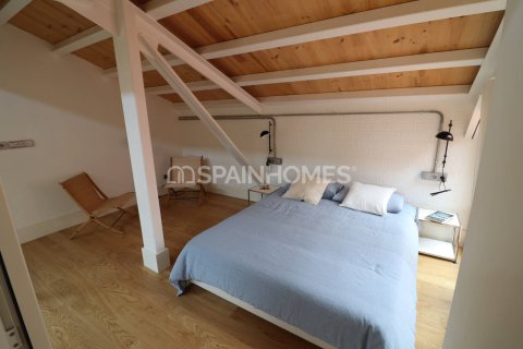 Купить виллу в Барселона, Испания с 3 комнаты, 76м², № 1109 - фото 12