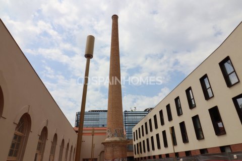 Купить виллу в Барселона, Испания с 3 комнаты, 76м², № 1109 - фото 2