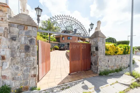 Купить дом в Ллика де Валь, Испания с 5 спален, 335м², № 2337 - фото 3