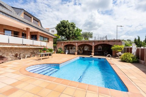 Купить дом в Ллика де Валь, Испания с 5 спален, 335м², № 2337 - фото 11