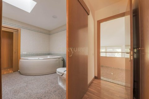Купить дом в Матадепера, Испания с 3 спальни, 301м², № 2334 - фото 29