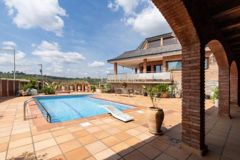 Купить дом в Ллика де Валь, Испания с 5 спален, 335м², № 2336 - фото 14