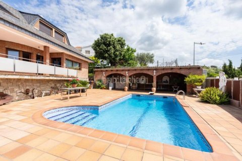 Купить дом в Ллика де Валь, Испания с 5 спален, 335м², № 2336 - фото 15