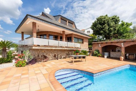 Купить дом в Ллика де Валь, Испания с 5 спален, 335м², № 2336 - фото 7