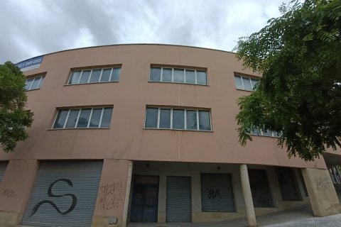 Apartamento de 2705 m² en venta en Santa Coloma de Cervelló, Barcelona, Cataluña, Spain № 7006 - foto 18