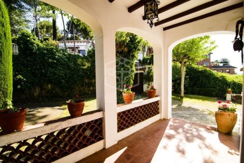 Купить виллу в Барселона, Испания с 13 спален, 1164м², № 948 - фото 7