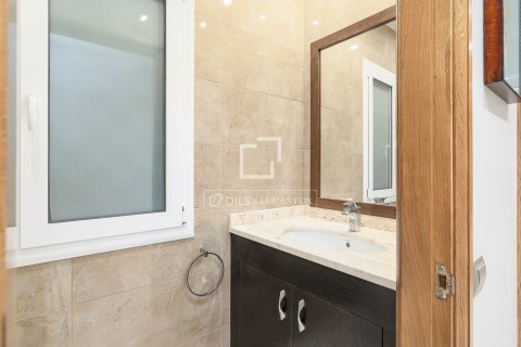 4 bedrooms apartment for sale in Barcelona, Catalonia, Spain № 6294 - photo 23