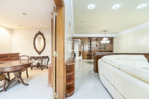 4 bedrooms apartment for sale in Barcelona, Catalonia, Spain № 6294 - photo 5