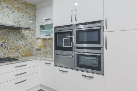 4 bedrooms apartment for sale in Barcelona, Catalonia, Spain № 6294 - photo 20