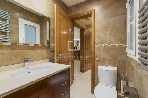 4 bedrooms apartment for sale in Barcelona, Catalonia, Spain № 6294 - photo 13