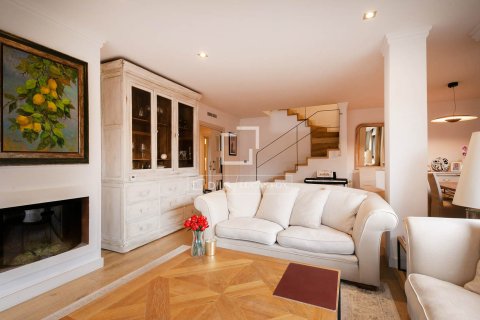 3 bedrooms apartment for sale in Sant Cugat Del Valles, Barcelona, Catalonia, Spain № 6293 - photo 3