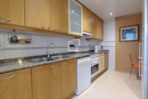 Купить квартиру в Гава, Испания с 4 спальни, 103м², № 6291 - фото 6