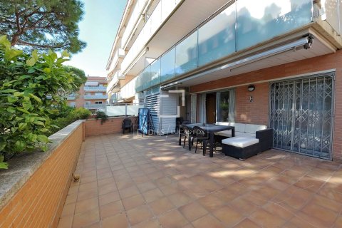 Купить квартиру в Гава, Испания с 4 спальни, 103м², № 6291 - фото 3