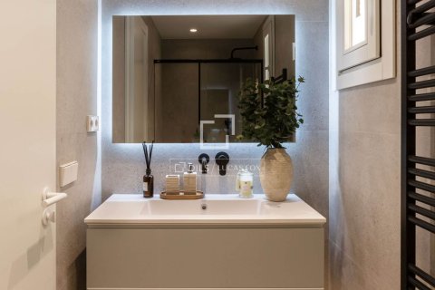 3 bedrooms apartment for sale in Barcelona, Catalonia, Spain № 6290 - photo 18