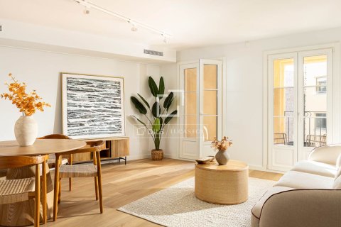 3 bedrooms apartment for sale in Barcelona, Catalonia, Spain № 6290 - photo 28
