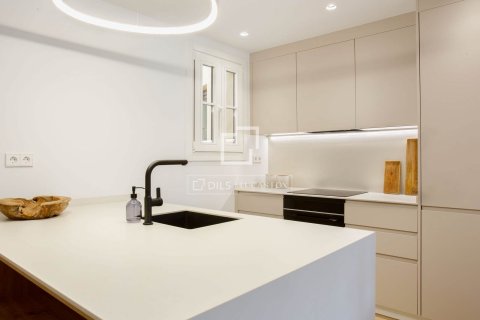 3 bedrooms apartment for sale in Barcelona, Catalonia, Spain № 6290 - photo 7