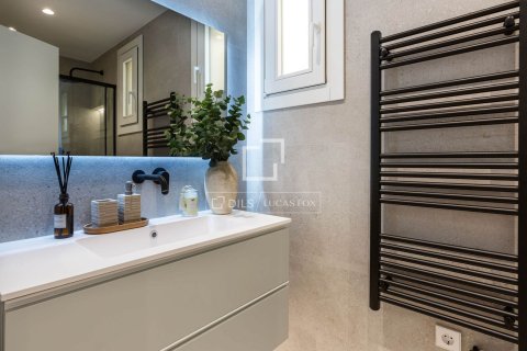 3 bedrooms apartment for sale in Barcelona, Catalonia, Spain № 6290 - photo 17