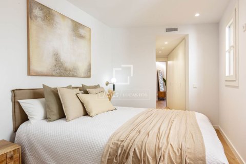 3 bedrooms apartment for sale in Barcelona, Catalonia, Spain № 6290 - photo 11