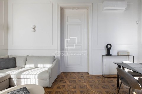 2 bedrooms apartment for sale in Barcelona, Catalonia, Spain № 6288 - photo 6