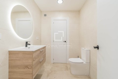 3 bedrooms apartment for sale in Barcelona, Catalonia, Spain № 6289 - photo 7