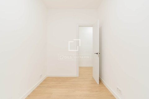 3 bedrooms apartment for sale in Barcelona, Catalonia, Spain № 6289 - photo 15