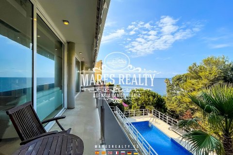 Вилла с 4 спальнями в Льорет-де-Мар, Герона, Каталония, Испания № 1020