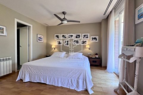 Купить таунхаус в Гава, Испания с 4 спальни, 290м², № 1019 - фото 15