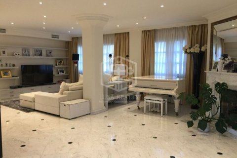 Купить виллу в Кастельдефельс, Испания с 7 спален, 642м², № 1023 - фото 13