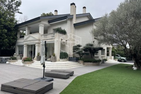 Вилла с 7 спальнями в Кастельдефельсе, Барселона, Каталония, Испания № 1023