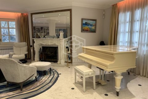 Купить виллу в Кастельдефельс, Испания с 7 спален, 642м², № 1023 - фото 15