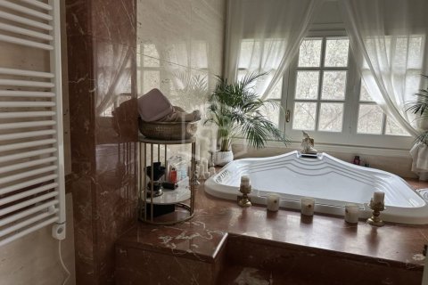 Купить виллу в Кастельдефельс, Испания с 7 спален, 642м², № 1023 - фото 27