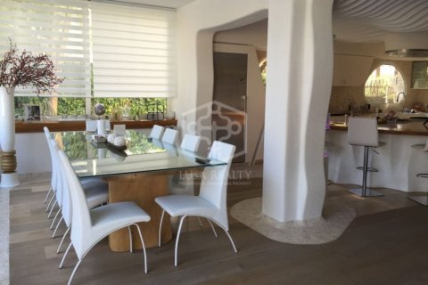 Купить виллу в Кастельдефельс, Испания с 7 спален, 642м², № 1023 - фото 20