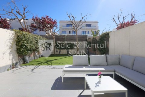 Сasa de 4 dormitorios en venta en Sitges, Barcelona, Cataluña, Spain № 6783 - foto 9