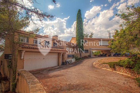 Купить дом в Льорет-де-Мар, Испания с 1 спальня, 743м², № 6785 - фото 9