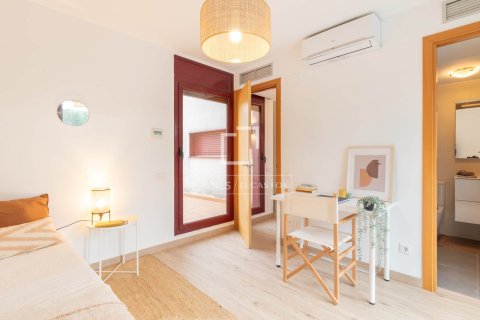 3 chambres villa à vendre à Castelldefels, Barcelona, Catalonia, Spain № 4487 - photo 16